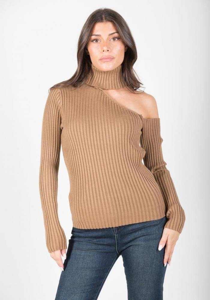 Cut Out Turtleneck - Camel