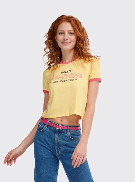 Alcott T-shirt with Front Print - Yellow