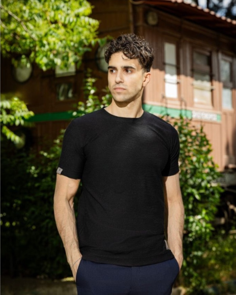 Rebel T-shirt - Black
