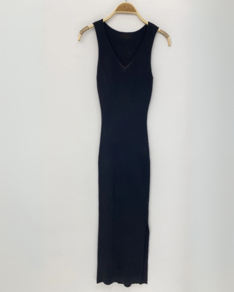 Ribbed Dress with Side Slit - Black