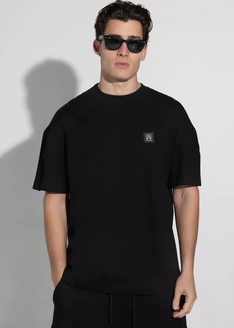 Vinyl Elevated Back Print T-shirt - Black