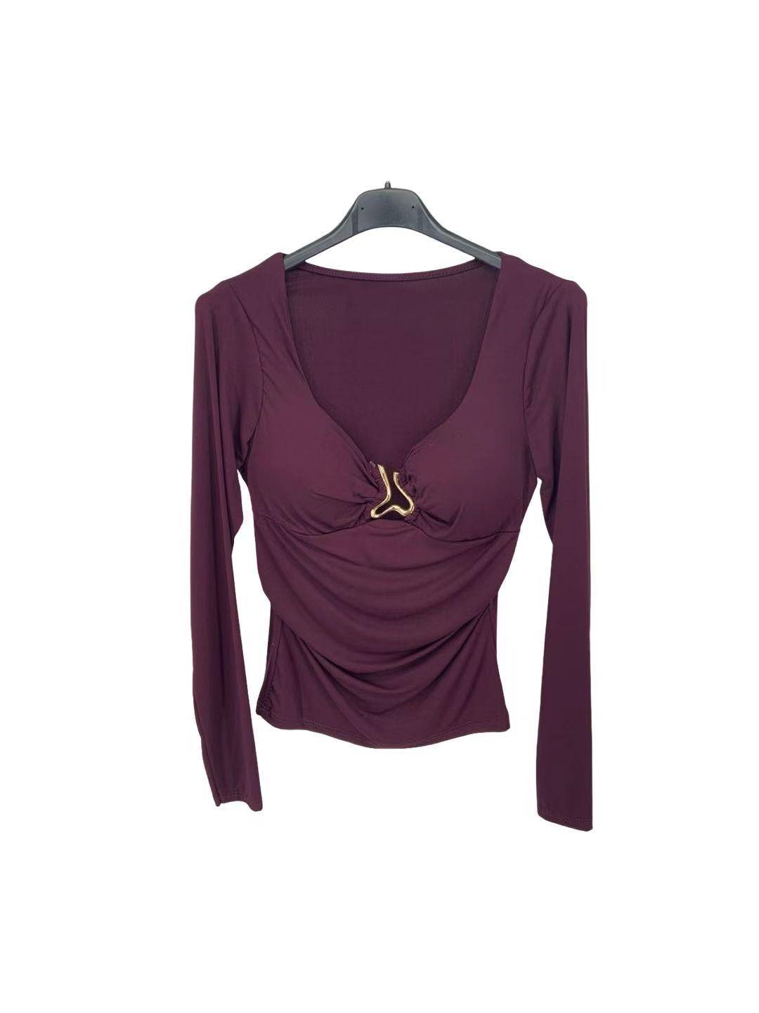 Long-Sleeve Ruched Top with Gold Accent - Melanza